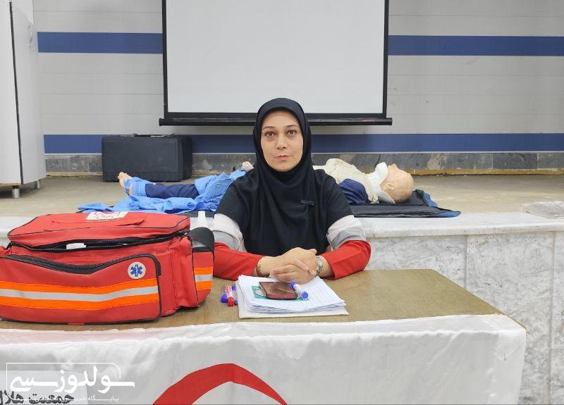 با آموزش سطح سلامت روستاها را بالا بردیم