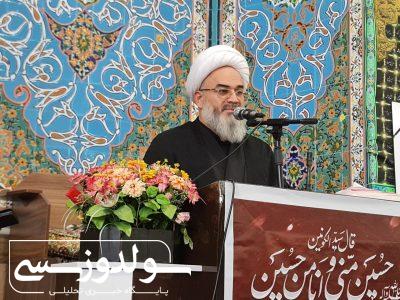 تشییع رهبر؛ رفراندومی زنده در برابر استکبار است