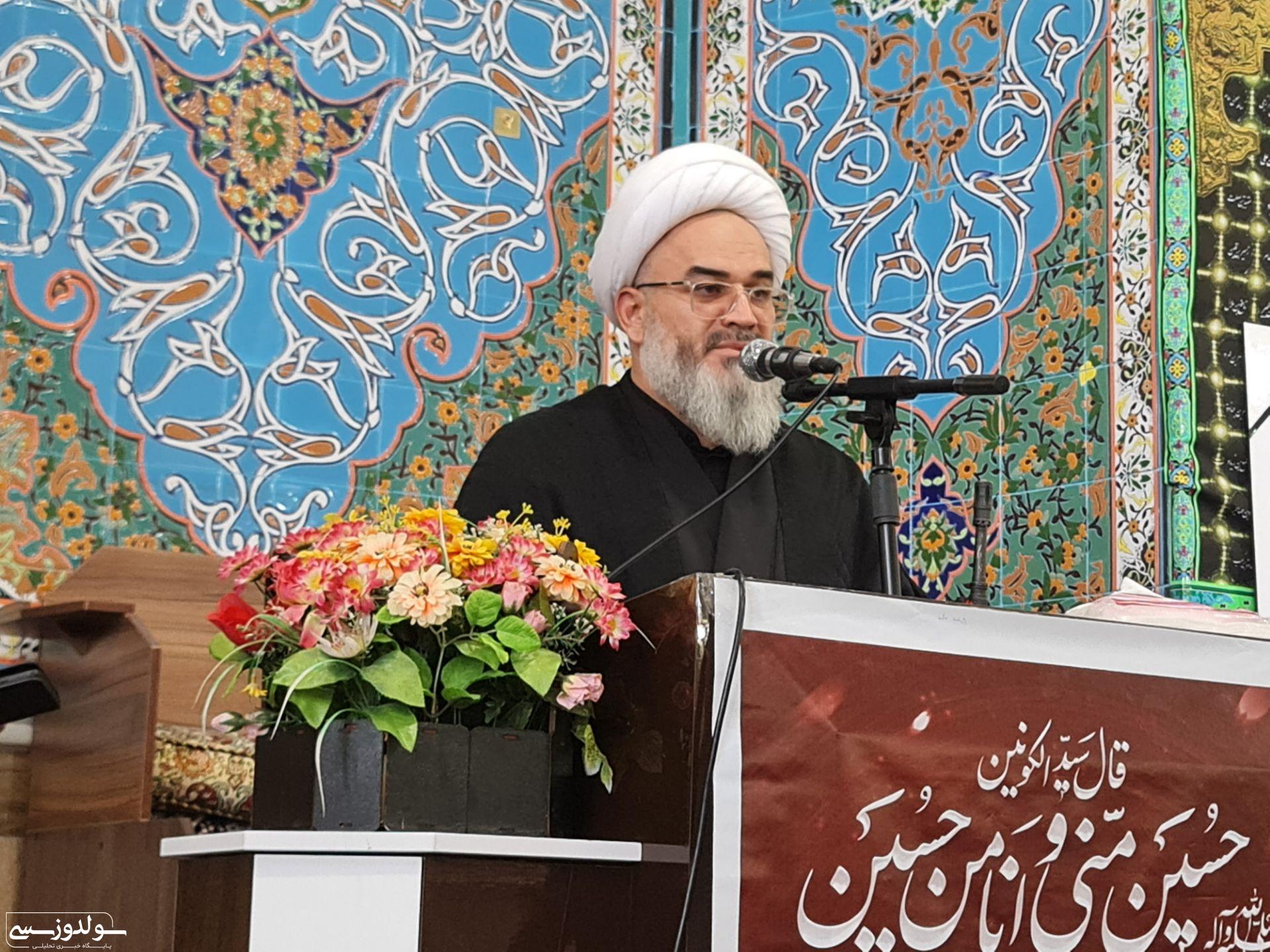 تشییع رهبر؛ رفراندومی زنده در برابر استکبار است